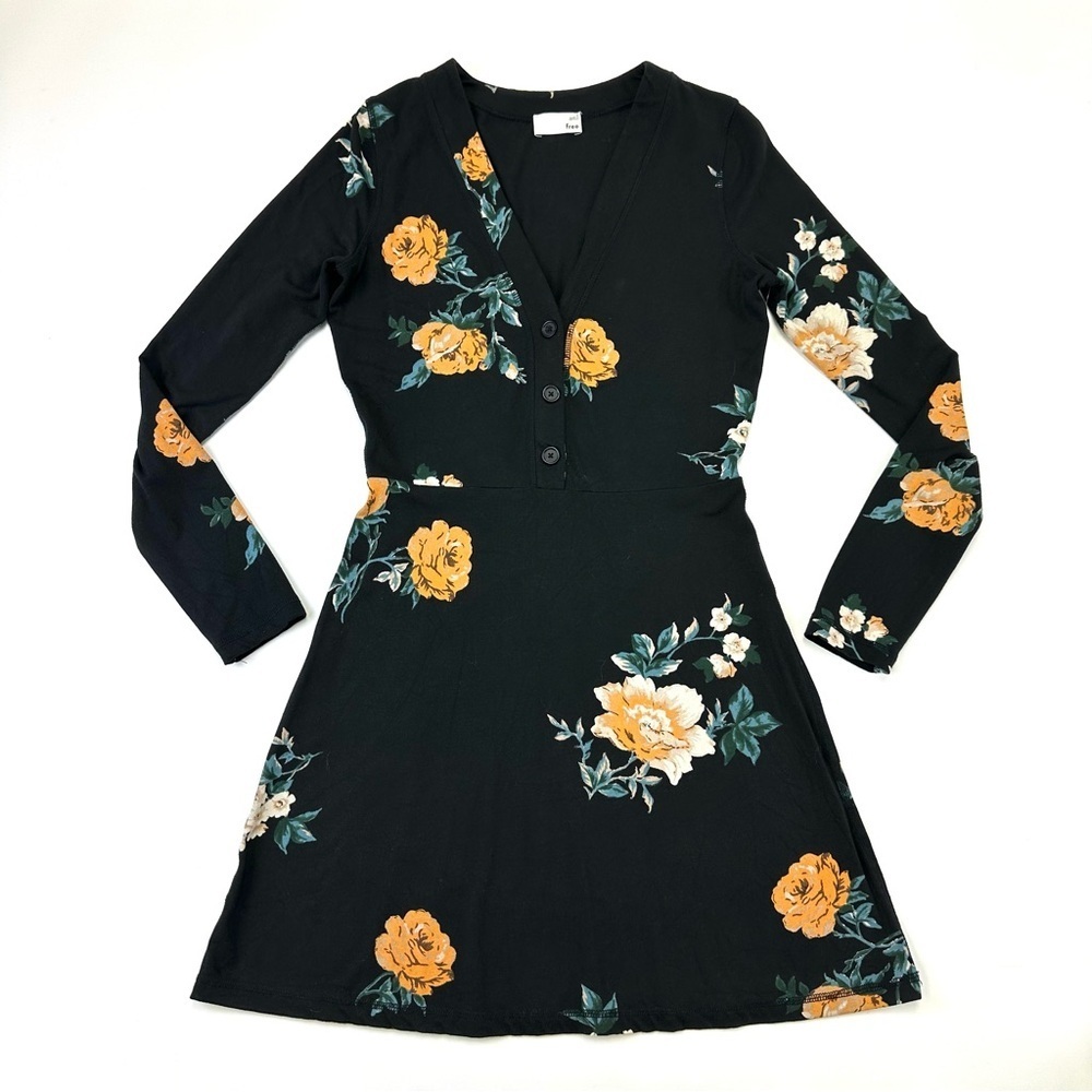 Wilfred floral jersey skater dress Small long sleeve Vneck stretchy soft